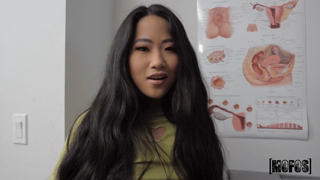 IKnowThatGirl - 2022-09-13 - Alona Bloom - Alona's a HandsOn Learner [IKnowThatGirl - 2022-09-13 - Alona Bloom - Alona's a HandsOn Learner].mp4