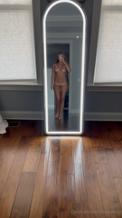 0hi97r89rhle8sdq8exn1_720p.mp4