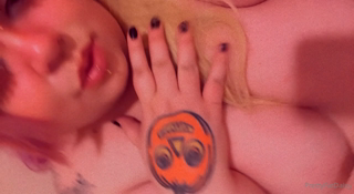 482643886_swipe-for-titties_0.mp4