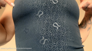 lululemonqueenTriggered+By+The+Logo.mp4