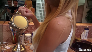 Late for a blowjob - Natalia Starr.mp4