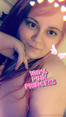 7116520_new-red-and-pink-hair_0.mp4