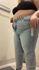 455761746_i-have-lots-more-dressing-room-content-to-come_7.m4v
