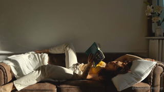 Afternoon reading.mp4