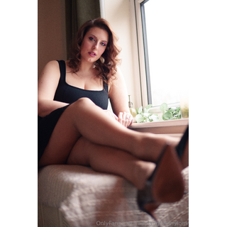 ladylangfordnylons-2026-01-11-4209501086.jpg