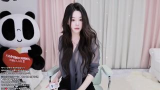 [19+ Dance Cut] eli05021212 - 2025-05-27 13h30m05s [720p].mp4