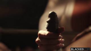 Lily Larimar - Crushin - 4K.mp4