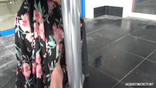 Angela, 20 ans, et Anna, 18 ans, duo de bombes ! [J&M].mp4