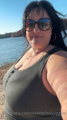 451898280_i-read-this-week-that-looking-at-water-has-a-therapeutic-eff_3.m4v