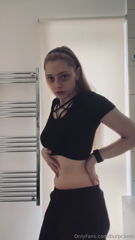 0i5kwsibogu73lp5b3no7_source.mp4