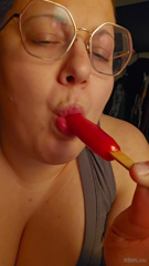 970111360_sucking-on-these-is-such-a-sweet-treat_0.mp4