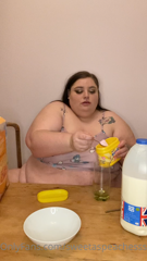 329885375_i-didnt-realise-quite-how-filling-cereal-and-milk-is-my-be_0.m4v