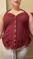 54071044_me-why-dont-i-wear-this-shirt-to-the-office-more-often-it_0.m4v
