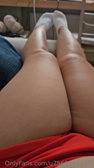 691066739_see-how-fatty-my-thighs-look-and-how-a-large-amount-of-fat-r_0.m4v