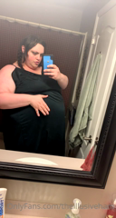 341632134_ive-been-a-very-horny-fat-girl-can-you-tell_8.m4v