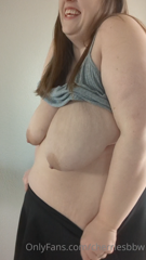 488889095_skirt-struggles_0.m4v