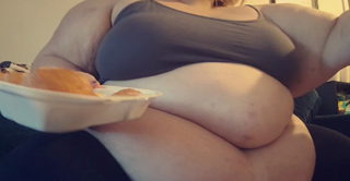 7671568_just-a-light-snack_0.mp4