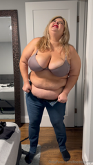 1581150249_throwback-thursday-but-in-slo-mo-these-jeans-have-long-sinc_0.mp4