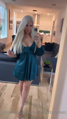 313537902_sending-you-something-naughty-in-a-few-minutes_0.m4v