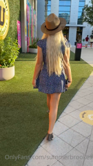 188939501_i-love-this-dress-so-easy-to-flash-you_0.m4v