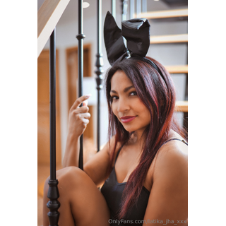 1365x2048_8a5e13f724f9f78f8a5d26c441cd7bd7.jpg