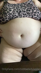 364057653_happy-monday-to-my-belly-lovers_0.m4v