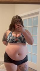 1058955625_first-day-at-the-gym-do-you-think-ill-fit-in_0.mp4