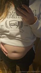 1371033003_this-sweatshirt-is-not-able-to-cover-up-my-tummy_5.mp4