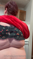285470101_short-video-i-made-while-making-ramen-i-liked-this-dress-b_0.m4v