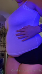 526766782_belly-play_31.m4v