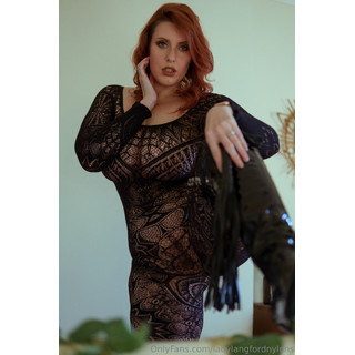 ladylangfordnylons-2025-01-09-3632799156.jpg