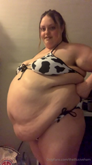 1114070976_i-cannot-get-enough-cake-last-clip-is-for-fart-love_3.mp4