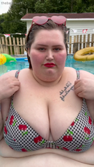 1201121740_swipe-to-the-end-for-a-different-version-of-a-belly-flop_3.mp4