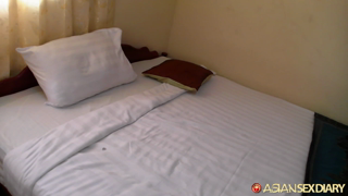 asd-2013-08-03-phnom-penh-cambodia-New hotel + Vee last fuck – August 3, 2013.mp4