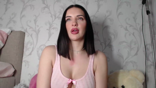 AshleyJohnes_Myfreecams_20260506_055106.mp4