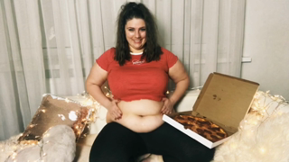 Big-belly-fetish.mov