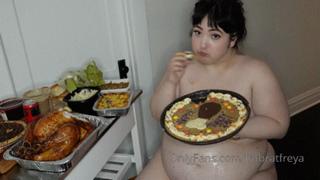 1401005268_my-biggest-thanksgiving-stuffing-stretched-and-covered-in-g_1.mp4