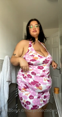 174909759_shall-i-wear-this_0.m4v