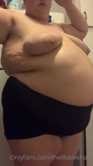 198959956_i-was-feeling-so-insanely-bloated-round-last-night-i-think_12.m4v