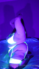 362818536_blacklight-neon-fun_0.m4v