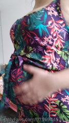 571797094_see-how-sexy-i-look-in-this-dress-do-you-think-it-would-be_0.m4v