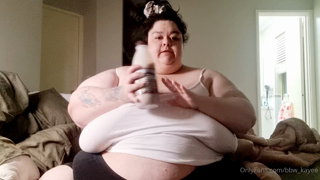 391735906_milk-chug-and-muffin-stuffing_0.m4v