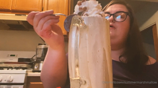 58403328_made-a-shake-the-other-day-with-vanilla-ice-cream-milk-ree_0.m4v