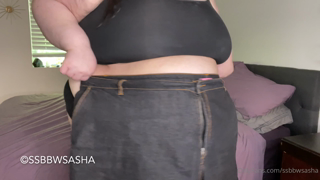 378315491_tight-shorts-see-me-struggle-to-get-these-tight-ass-shorts_0.m4v