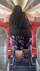 180139848_struggled-so-much-on-the-flight-back-to-england-these-plane_2.m4v