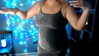 479406001_3-hour-holiday-stream-thanks-for-coming-out_0.mp4