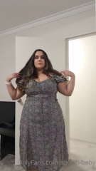 227720208_what-do-u-guys-think-of-my-outfit-tonight-bit-tight_0.m4v