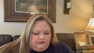 1179863485_more-taco-bell-voiceover-where-i-tell-you-what-i-ate-wh_0.mp4