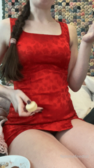 930686689_some-highlights-from-this-gluttonous-weekend-stuffing-obvi_5.mp4