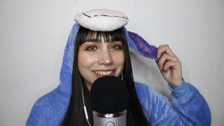 2024-04-21 - ASMR｜ LE GUSTAS a la HERMANA de tu mejor AMIGA💕 (Roleplay) (public).mkv